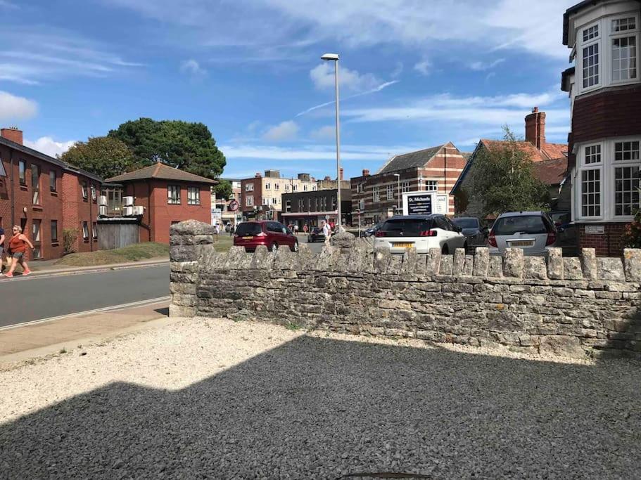 Brook Lodge Garden Flat Swanage Bagian luar foto