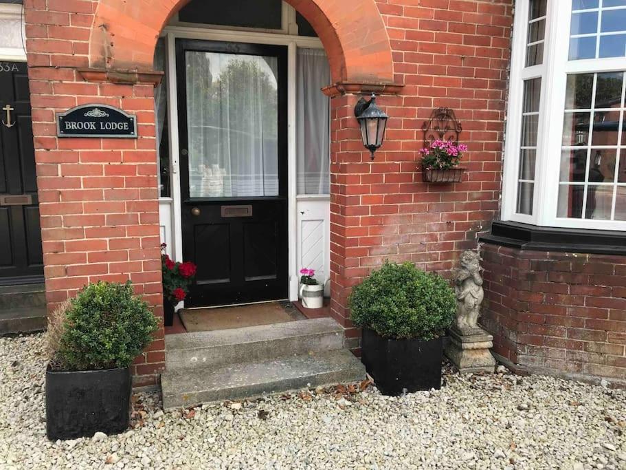 Brook Lodge Garden Flat Swanage Bagian luar foto