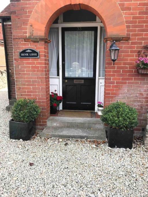 Brook Lodge Garden Flat Swanage Bagian luar foto